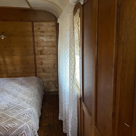 Кемпинг Roulottes Bathernay
